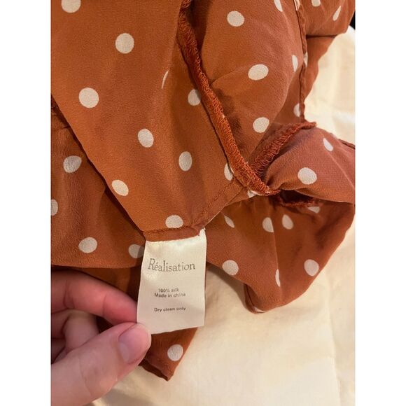 Réalisation Polka Dot Wrap Blouse - Picture 4 of 4